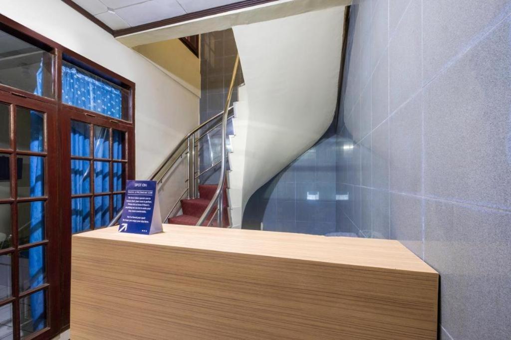 Hotel Super Oyo 2672 Bee M Syariah Bandung Exterior foto